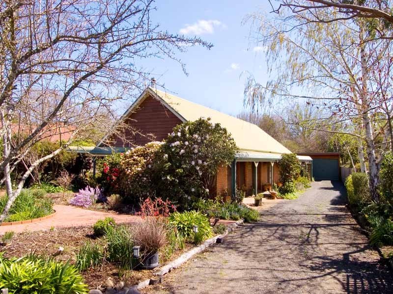 10 Zeal St, New Gisborne VIC 3438