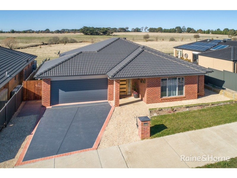 24 Tasman Road, Gisborne VIC 3437