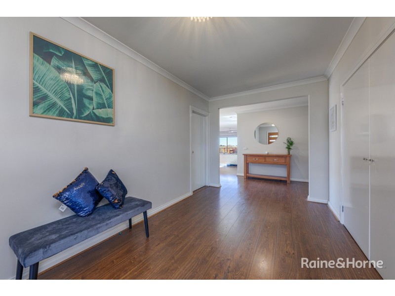 24 Tasman Road, Gisborne VIC 3437