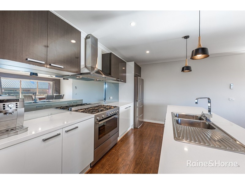 24 Tasman Road, Gisborne VIC 3437