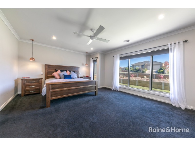 24 Tasman Road, Gisborne VIC 3437