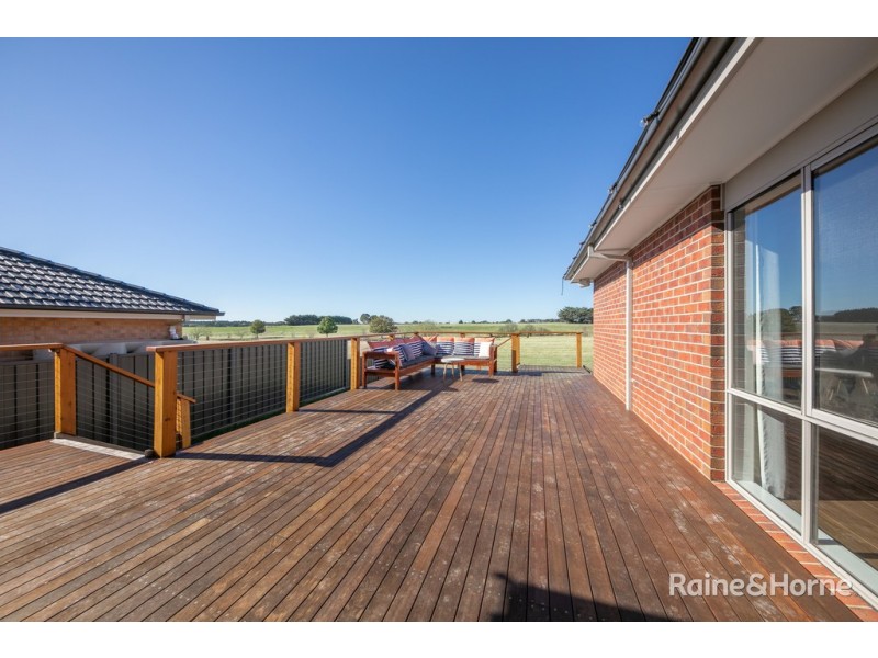 24 Tasman Road, Gisborne VIC 3437