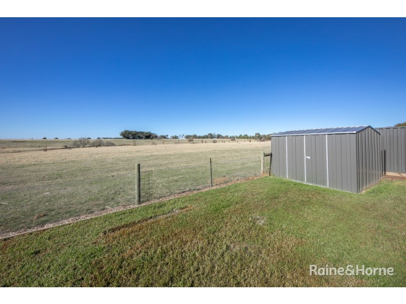 24 Tasman Road, Gisborne VIC 3437