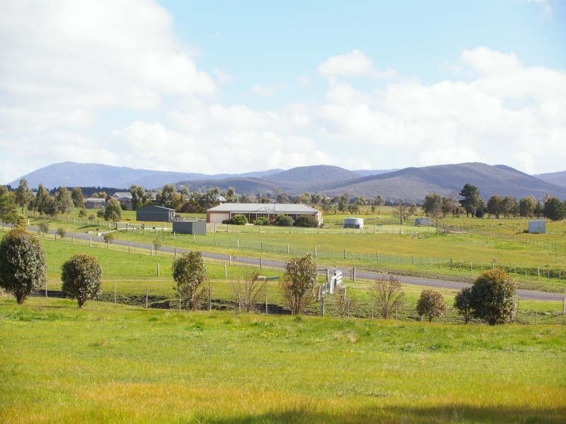 6 Kerri Rd, Riddells Creek VIC 3431