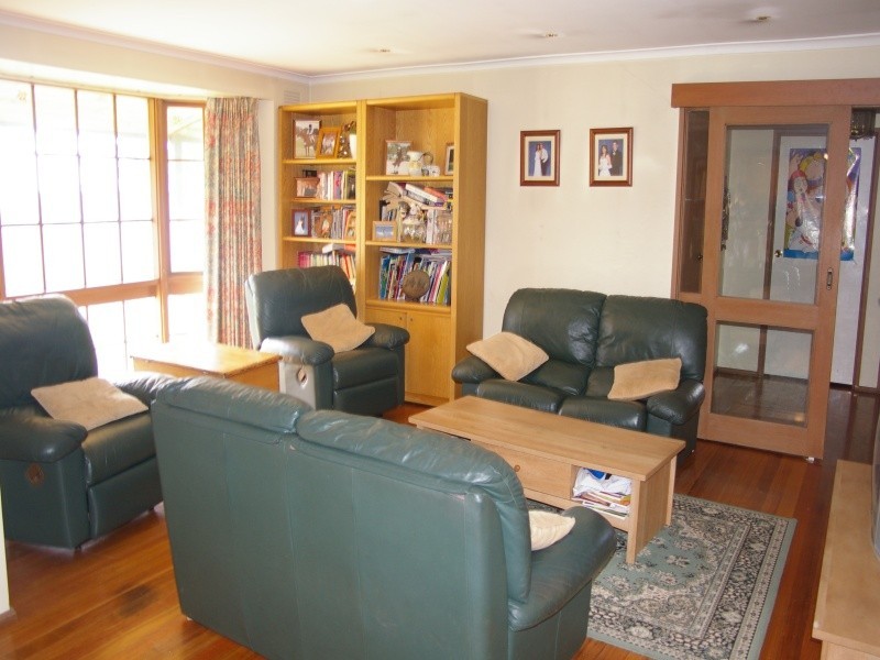 6 Kerri Rd, Riddells Creek VIC 3431