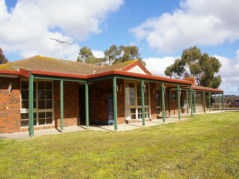 6 Kerri Rd, Riddells Creek VIC 3431