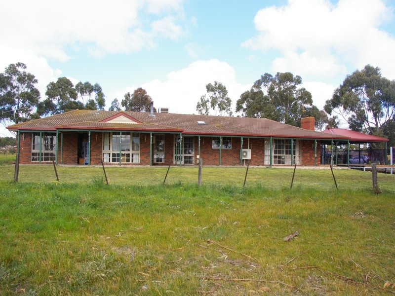 6 Kerri Rd, Riddells Creek VIC 3431