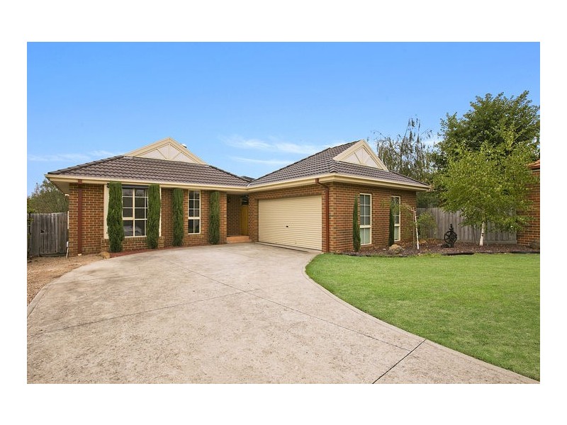 26 Hilltop Way, Gisborne VIC 3437