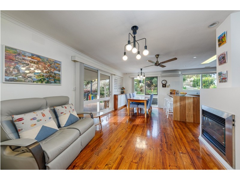 19 Oakley Court, Gisborne VIC 3437