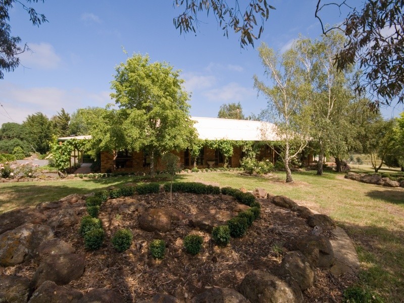 682 Melton Rd, Gisborne VIC 3437