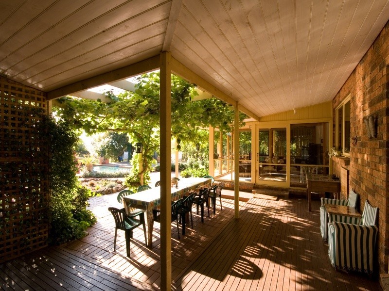 682 Melton Rd, Gisborne VIC 3437