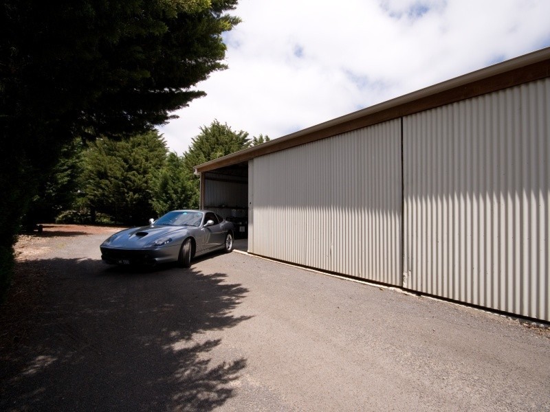 682 Melton Rd, Gisborne VIC 3437
