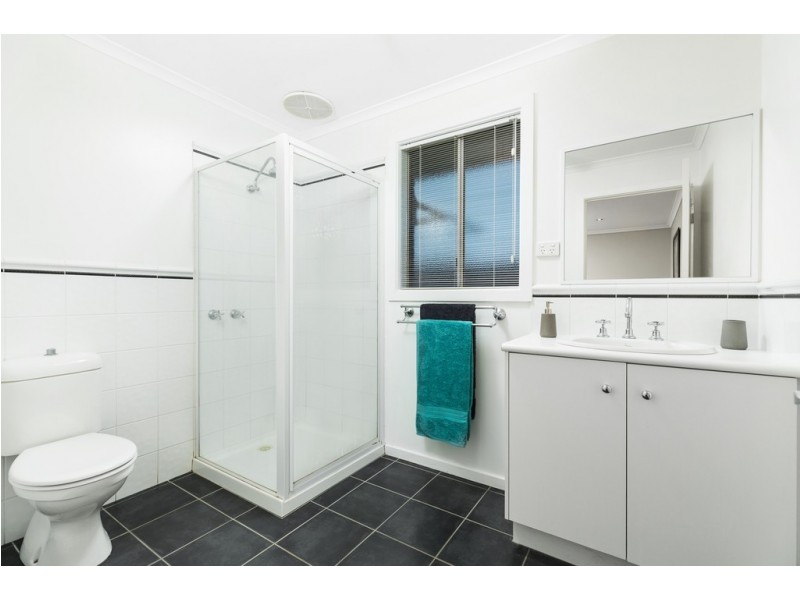 6 Comic  Court, New Gisborne VIC 3438