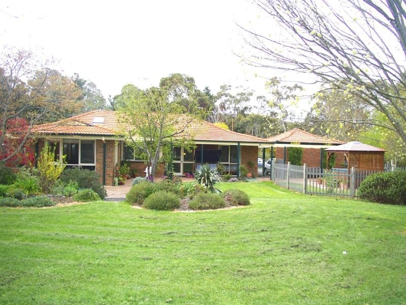 7 Fuchsia Lane, Mount Macedon VIC 3441
