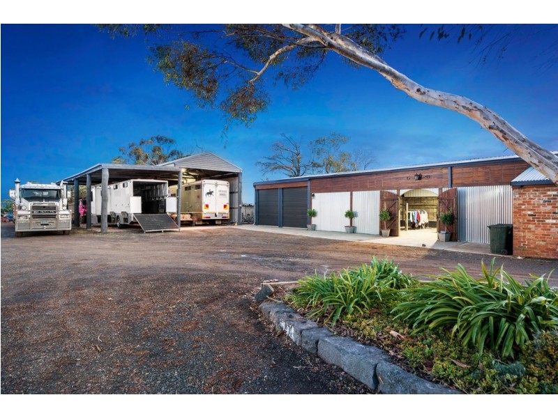 20 Alexander Lane, Gisborne South VIC 3437