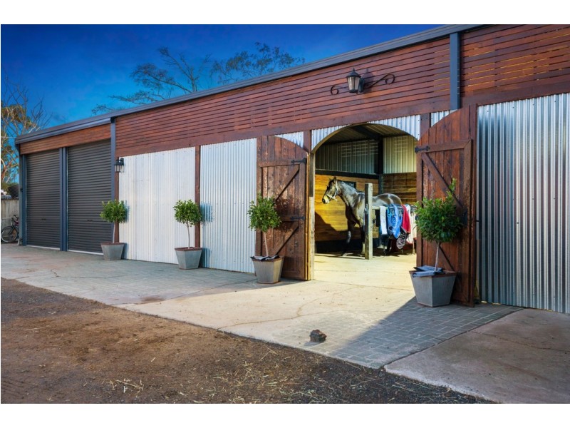 20 Alexander Lane, Gisborne South VIC 3437