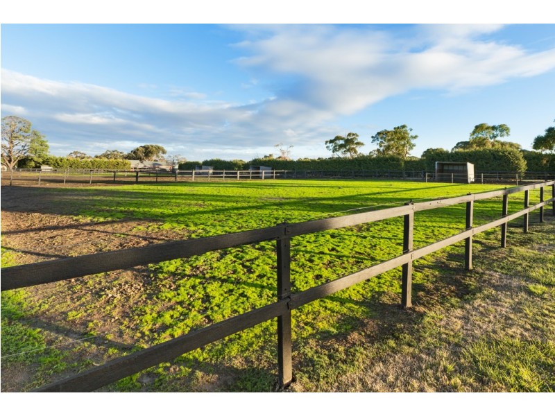 20 Alexander Lane, Gisborne South VIC 3437