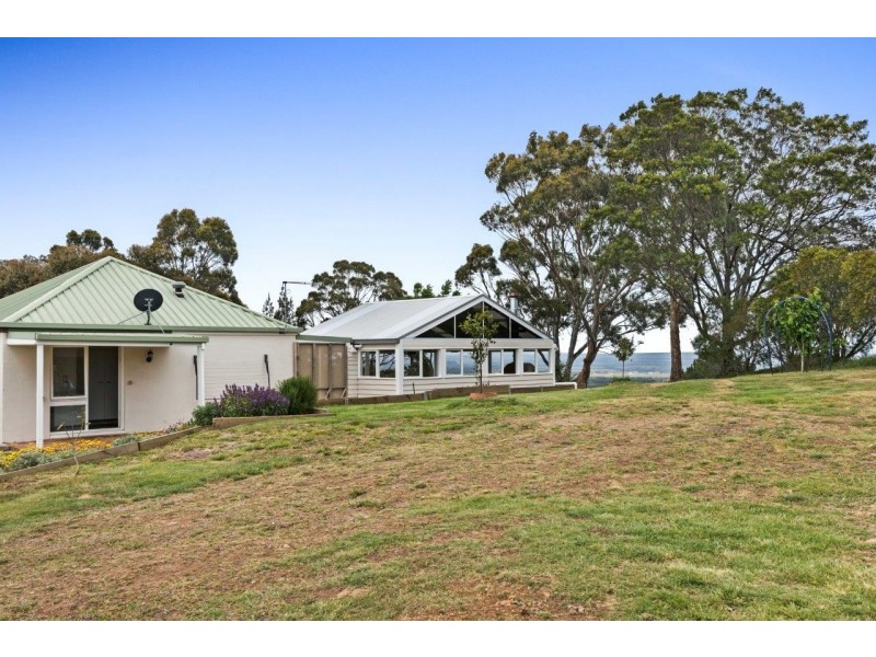 71 Duggan Road, Gisborne VIC 3437