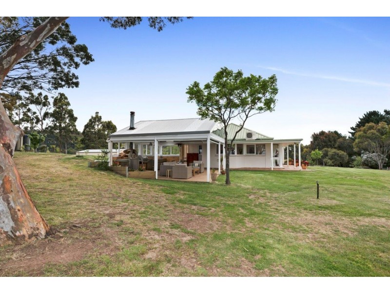 71 Duggan Road, Gisborne VIC 3437