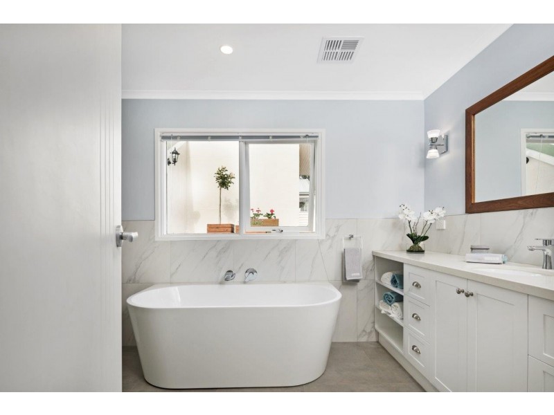 71 Duggan Road, Gisborne VIC 3437