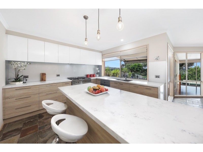 27 The Boulevard, Gisborne VIC 3437