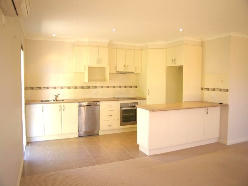 5/176 Station Rd, New Gisborne VIC 3438