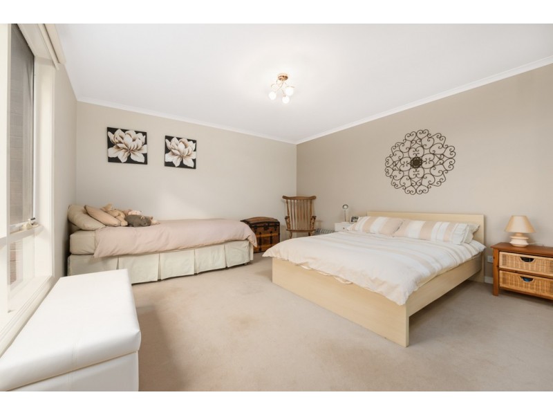 6 Kennington Rise, Gisborne VIC 3437
