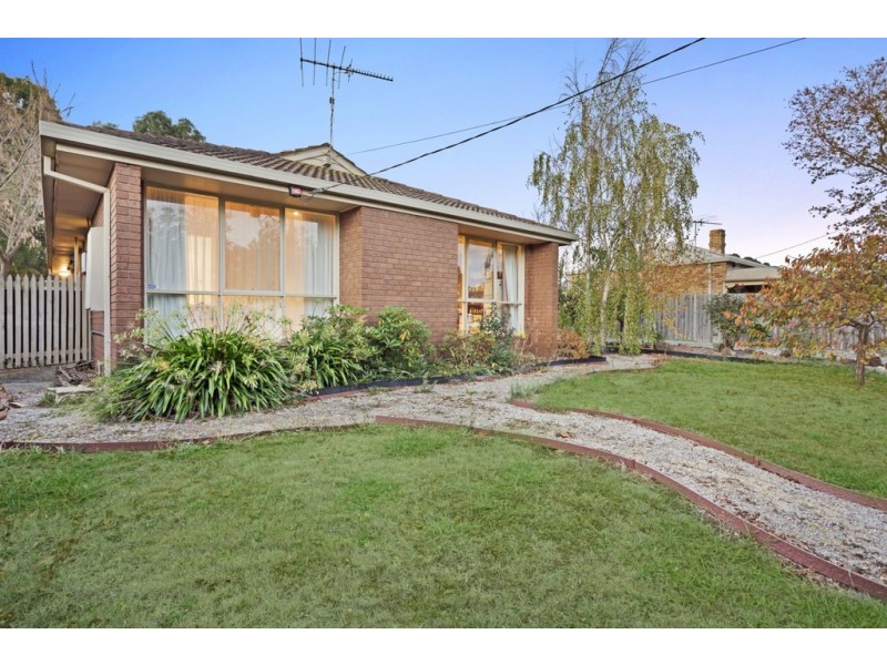 42 Fersfield Road, Gisborne VIC 3437