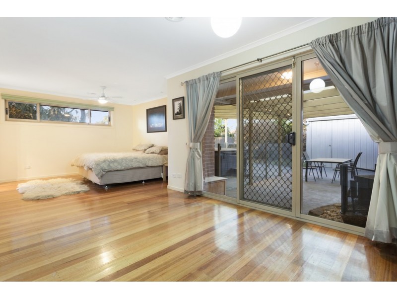 42 Fersfield Road, Gisborne VIC 3437