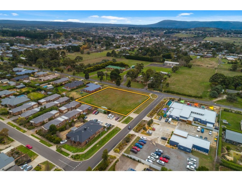101-105 Willowbank Road,, Gisborne VIC 3437