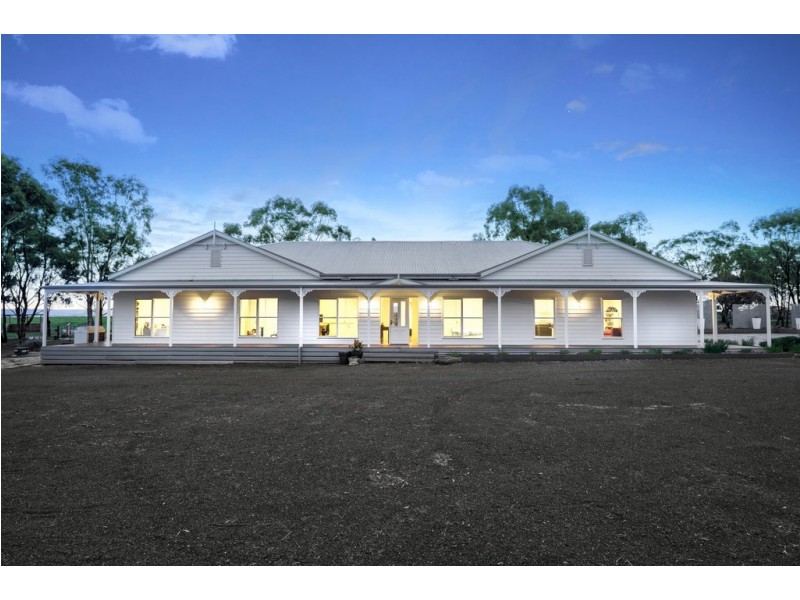 150 Hopetoun Park, Hopetoun Park VIC 3340