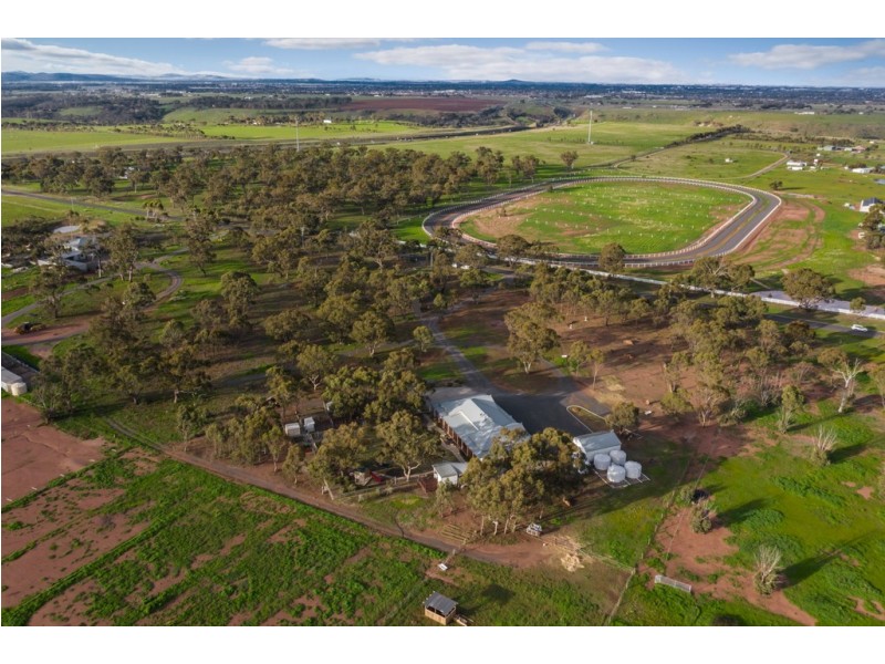 150 Hopetoun Park, Hopetoun Park VIC 3340
