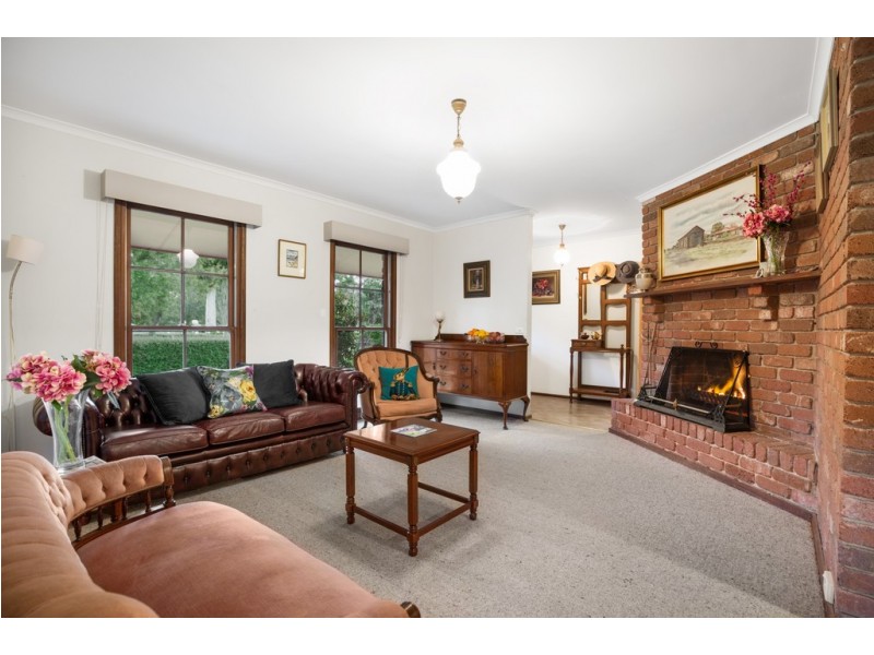 9 Moores Road, Riddells Creek VIC 3431