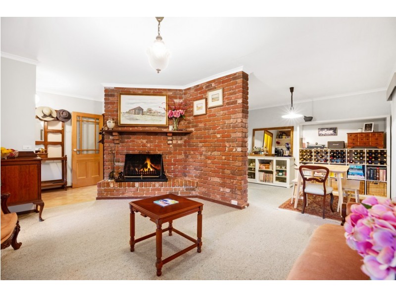 9 Moores Road, Riddells Creek VIC 3431
