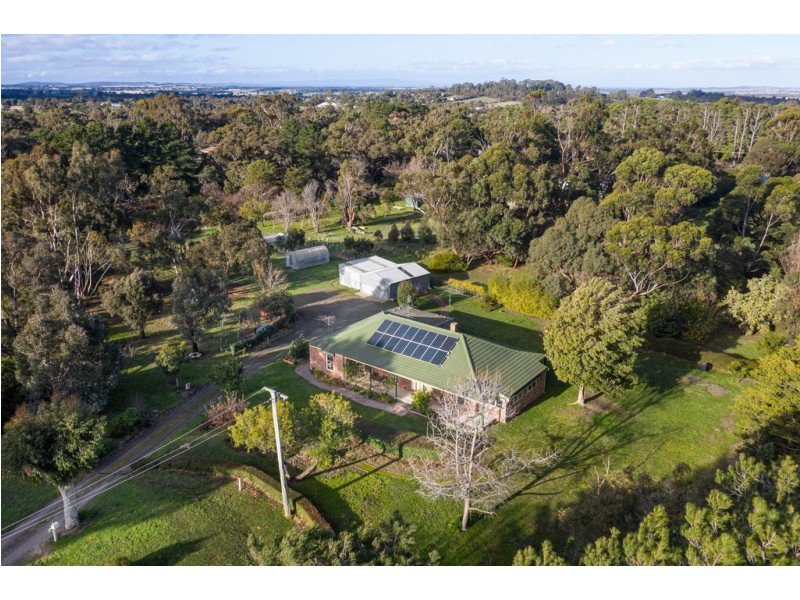 9 Moores Road, Riddells Creek VIC 3431