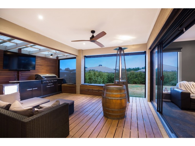 11 Childe Harold Road, Gisborne VIC 3437