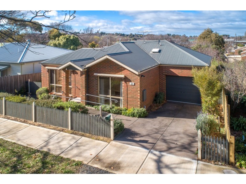 23 Prince Street, Gisborne VIC 3437