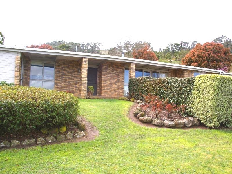 71 Dunne Rd, Bullengarook VIC 3437