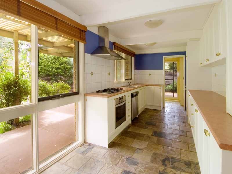 71 Dunne Rd, Bullengarook VIC 3437