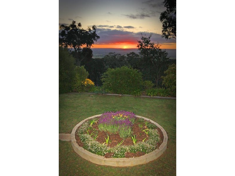 123 Mt. Robertson Rd*, New Gisborne VIC 3438