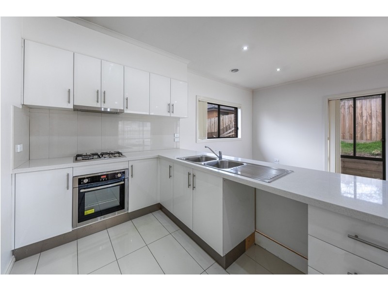 1/92 Fersfield Road, Gisborne VIC 3437