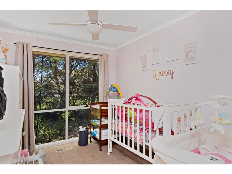 26 Coleraine Drive, Romsey VIC 3434