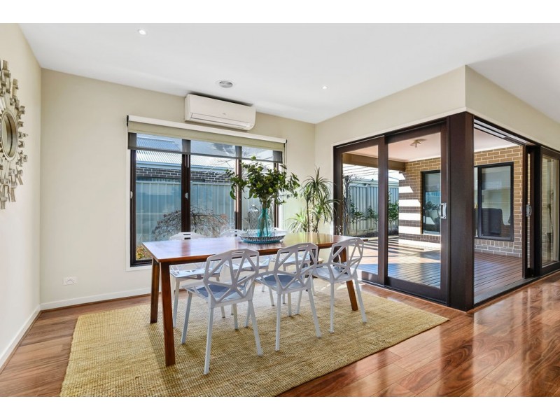 18 Widdis Way, Gisborne VIC 3437