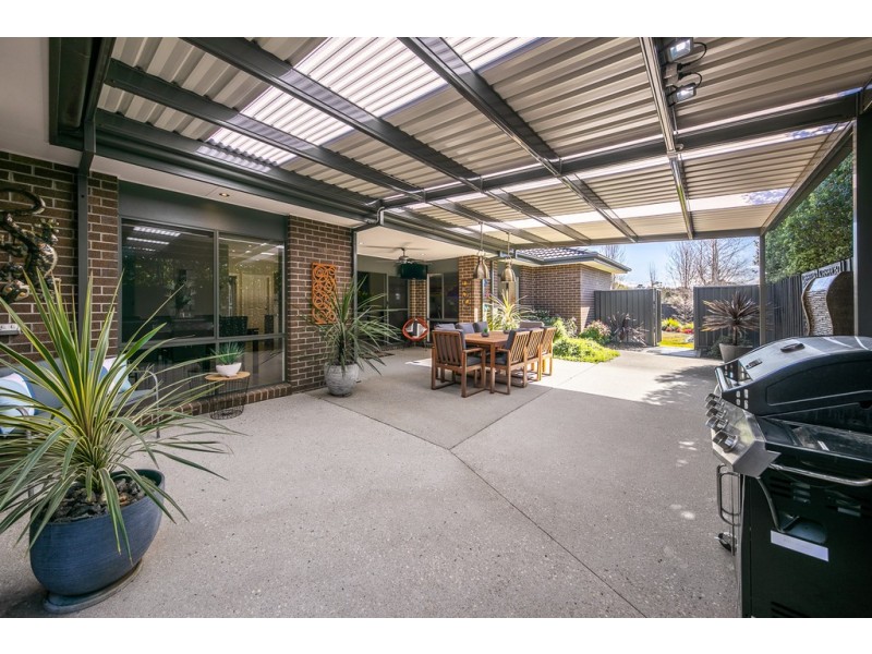 168 Willowbank Road, Gisborne VIC 3437