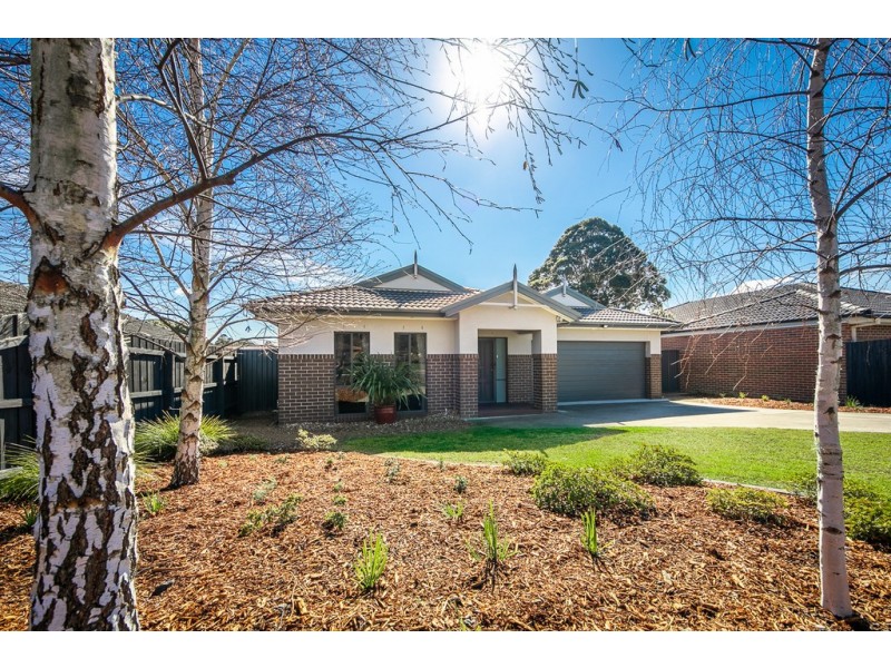 168 Willowbank Road, Gisborne VIC 3437