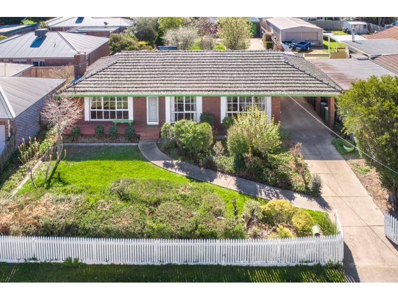 20 Hamilton Street, Riddells Creek VIC 3431