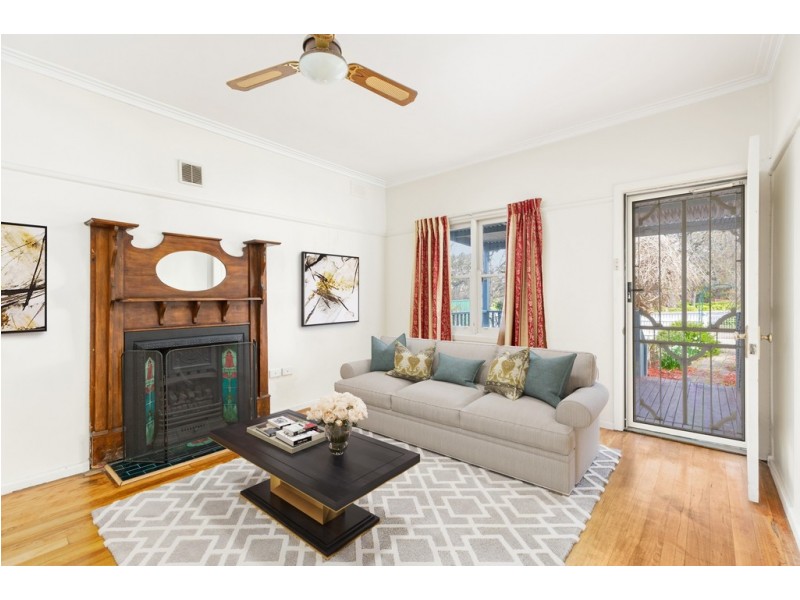 90A Station Road, Gisborne VIC 3437
