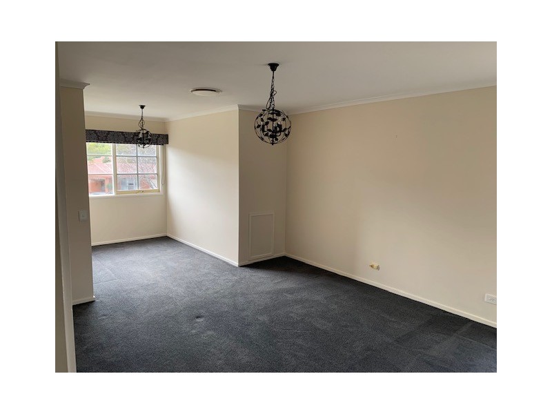 6 Beech Crt, Gisborne VIC 3437