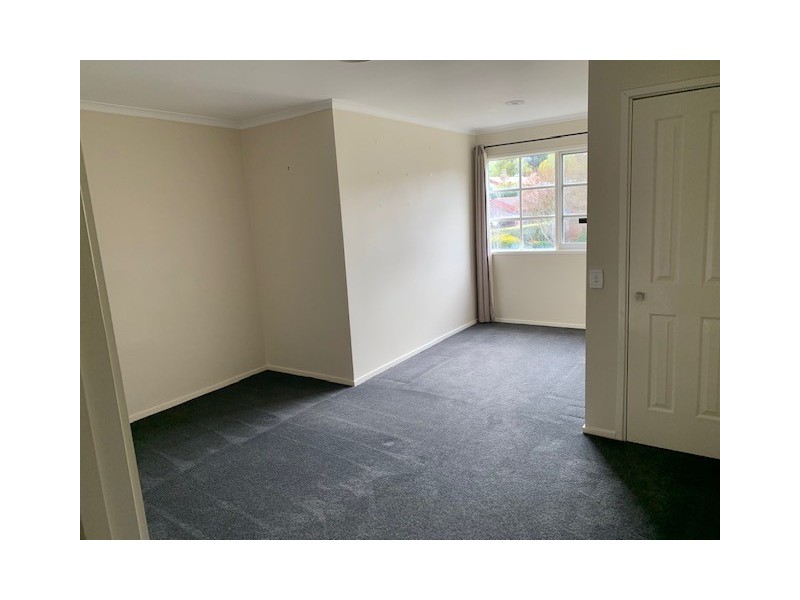6 Beech Crt, Gisborne VIC 3437