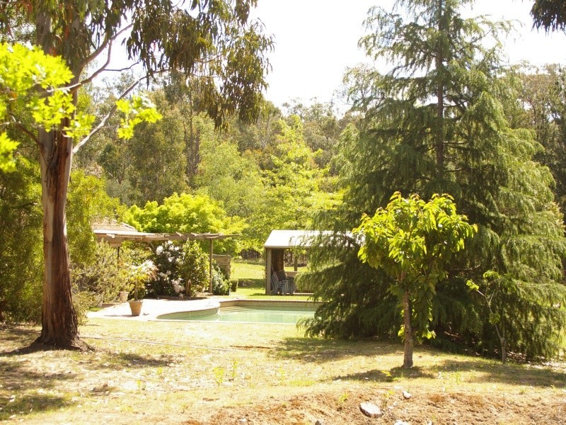 44 Trott Rd, Gisborne VIC 3437